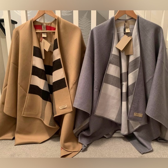 Burberry Charlotte Cape in Camel - Picture 3 of 6